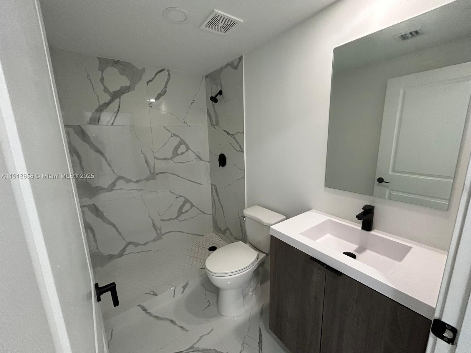 Building Photo - 14568 SW 261st Ter