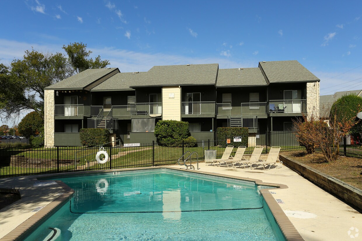 Pebble Creek Apartments Austin