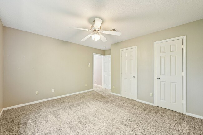 Building Photo - 100 Westpark Dr