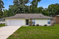 Building Photo - 6267 Island Forest Dr
