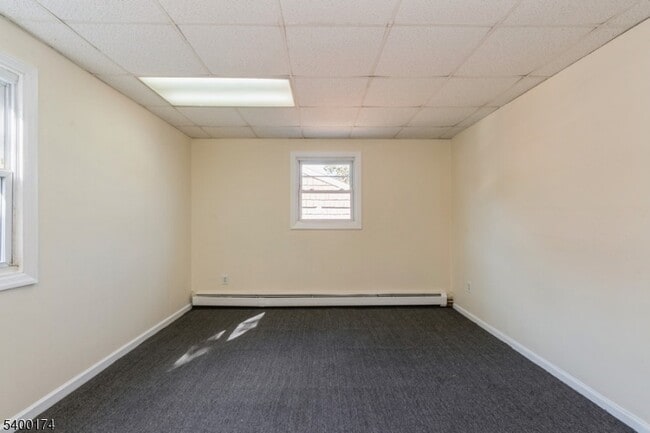 Building Photo - 414 Broad St