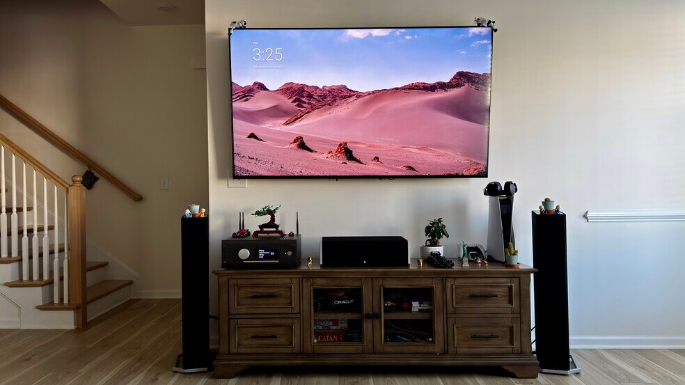 Building Photo - 806 Courting St