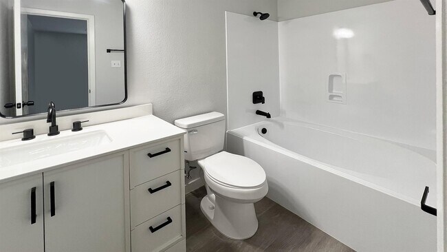 Building Photo - 20917 Patriot Park Ln