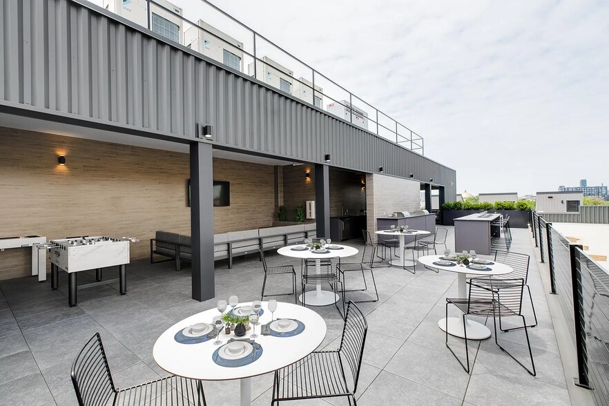 Building Photo - 860 N 3rd St