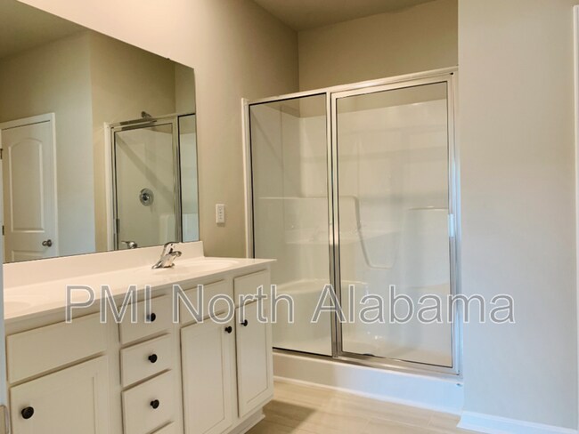 Building Photo - 14170 Lannister Ln