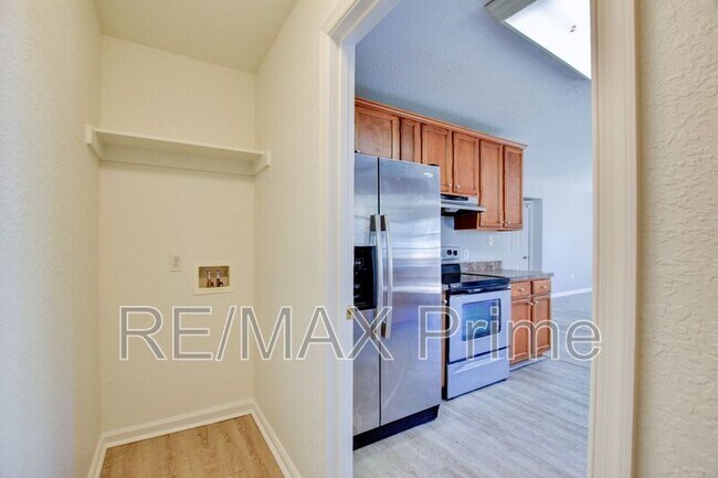 Building Photo - 2513 Masi St