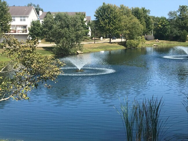 Building Photo - Waterfront, River Mill Crossings Townhome ...