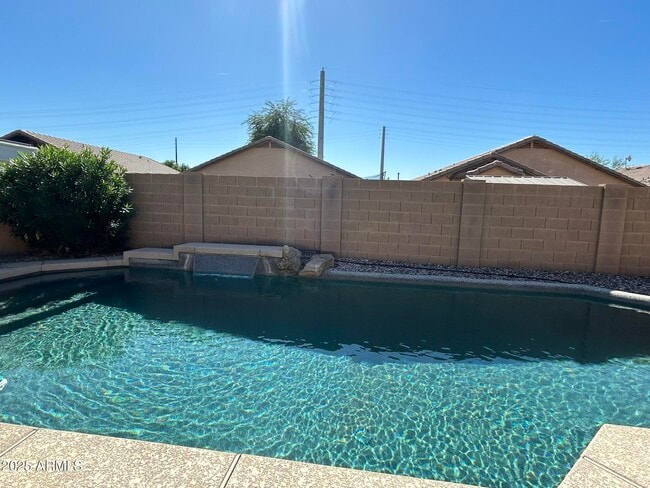 Building Photo - 6049 W Wood St