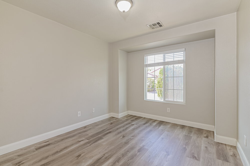 Building Photo - 3394 Wasatch Cedars St