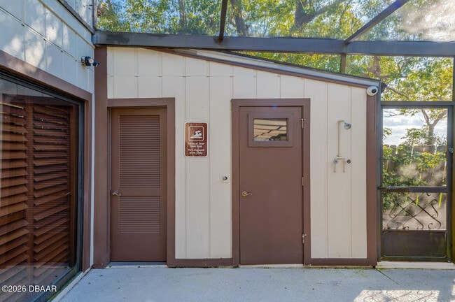 Building Photo - 1286 John Anderson Dr