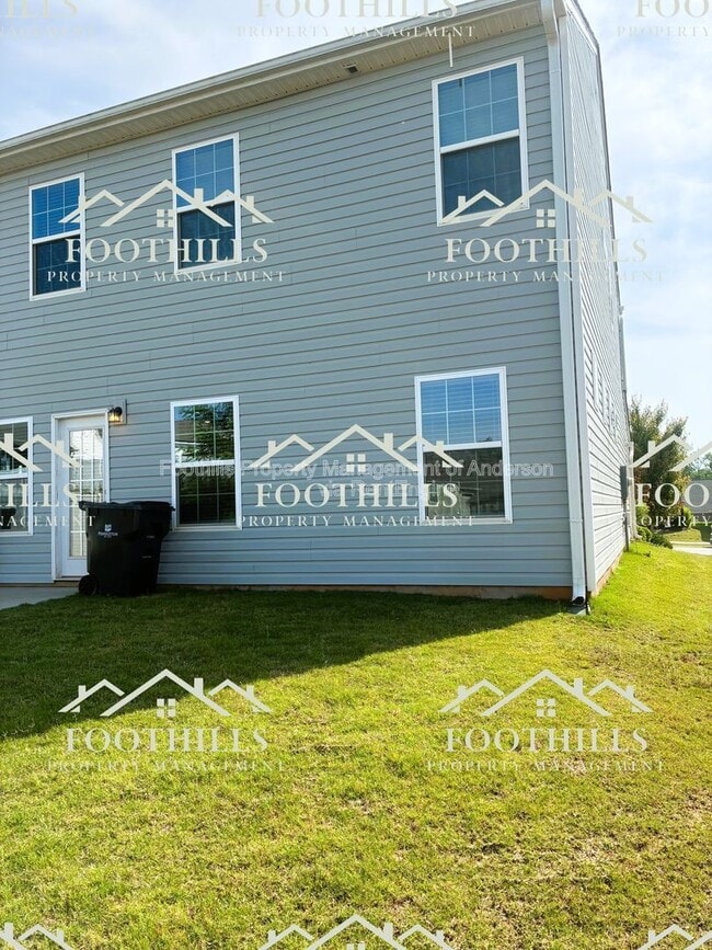 Building Photo - 219 Grassy Creek Way