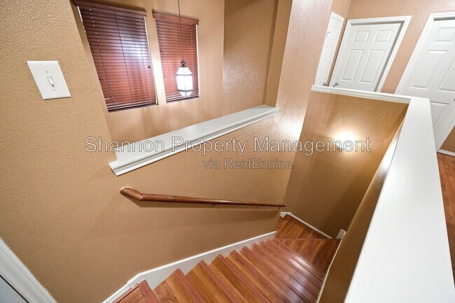 Building Photo - 16551 Pentonshire Ln