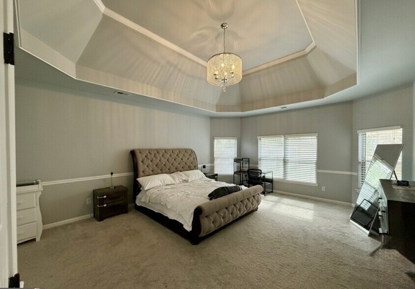 Building Photo - 310 Savannah Dr