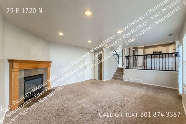 Building Photo - 79 1720 N