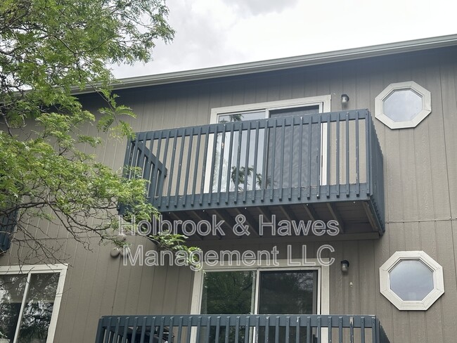 Building Photo - 4531 Boardwalk Dr