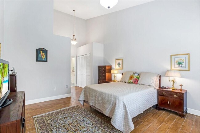 Building Photo - 4106 Carriage Dr