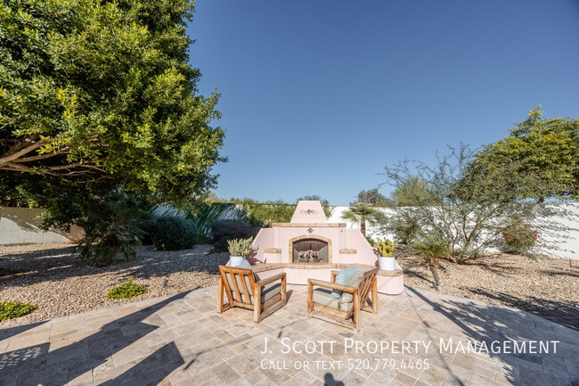 Building Photo - 15646 W Ashland Ave