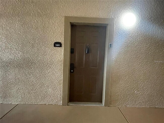 Building Photo - 8010 Tuscany Way