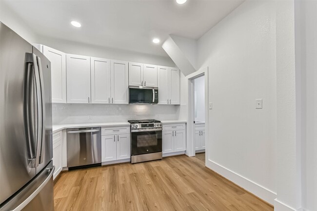 Building Photo - 1616 38th St