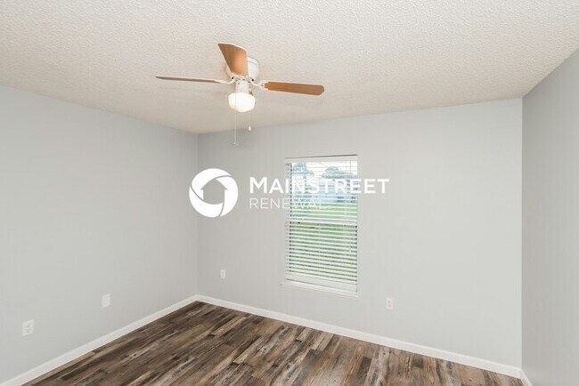 Building Photo - 3 Bedroom Pet-Friendly Home in PALM BAY, F...