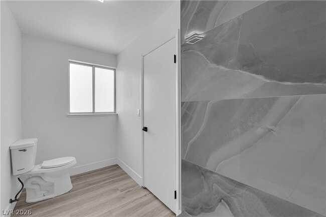 Building Photo - 6320 Peppermill Dr