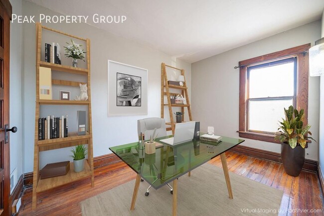 Building Photo - AVAILABLE NOW! Newly Renovated 2 Bedroom T...