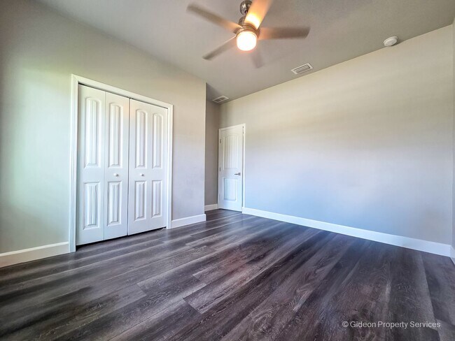 Building Photo - 1757 SW 72nd CIR
