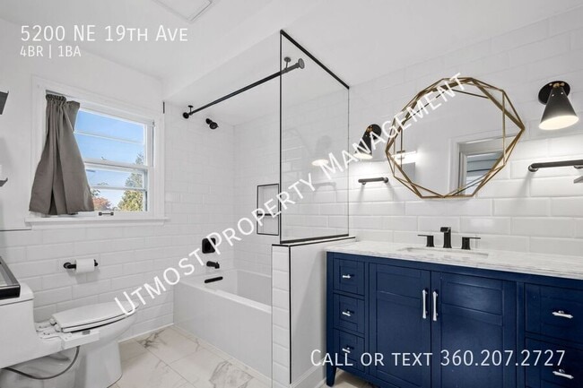 Building Photo - 5200 NE 19th Ave
