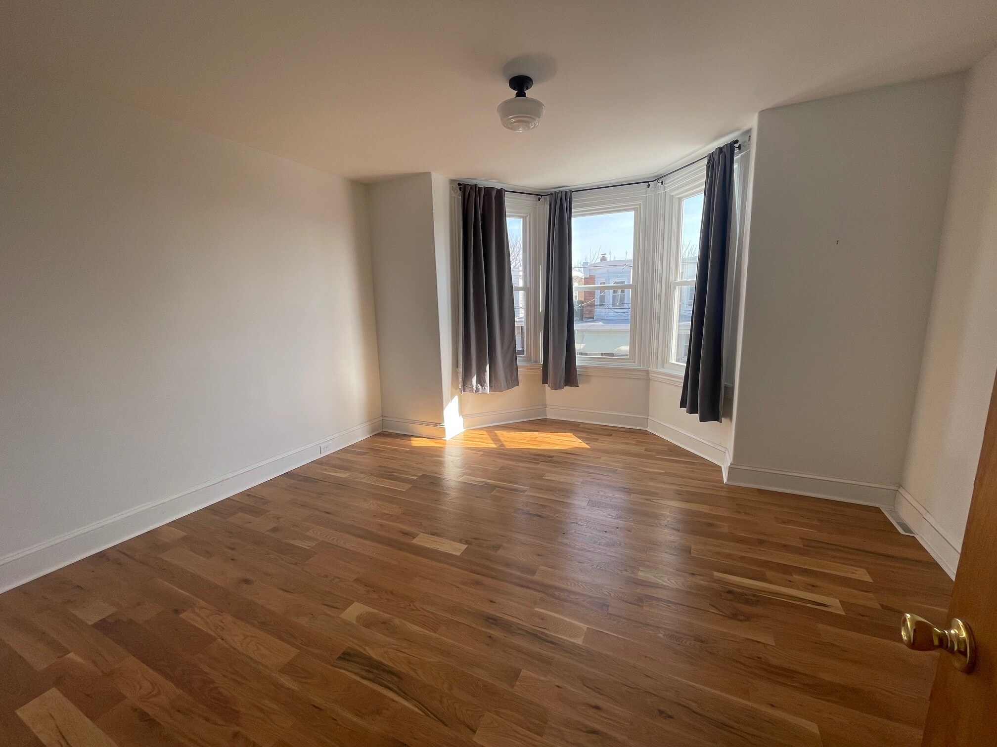 Building Photo - 338 Rector St