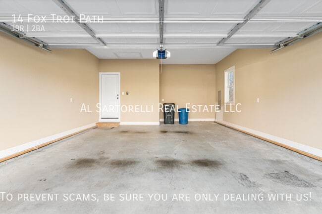 Building Photo - 14 Fox Trot Path