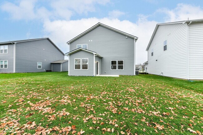 Building Photo - 16913 Sherwin Ct