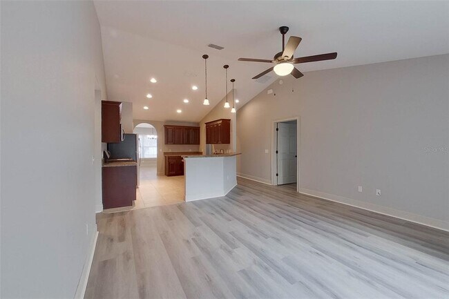 Building Photo - 1749 SW 168th Loop