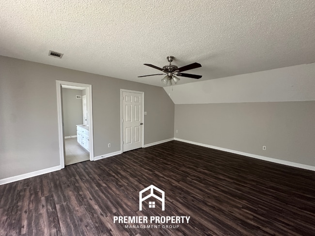 Building Photo - Spacious 4BR Cordova Home w/ Brick Fireplace, 2 Dining Areas & Covered Patio