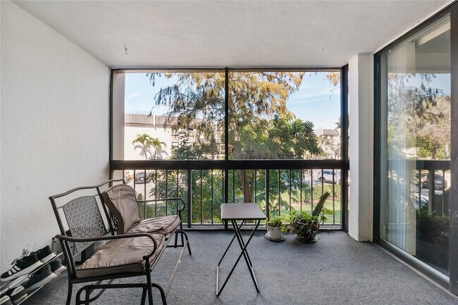 Building Photo - 8437 Forest Hills Dr
