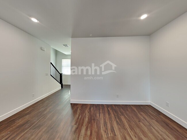 Building Photo - 6156 W Paseo Hilario