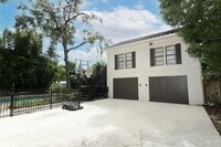 Building Photo - 1442 Palm Ave