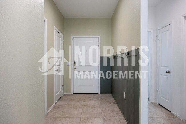 Building Photo - Beautiful Almost Brand New Home