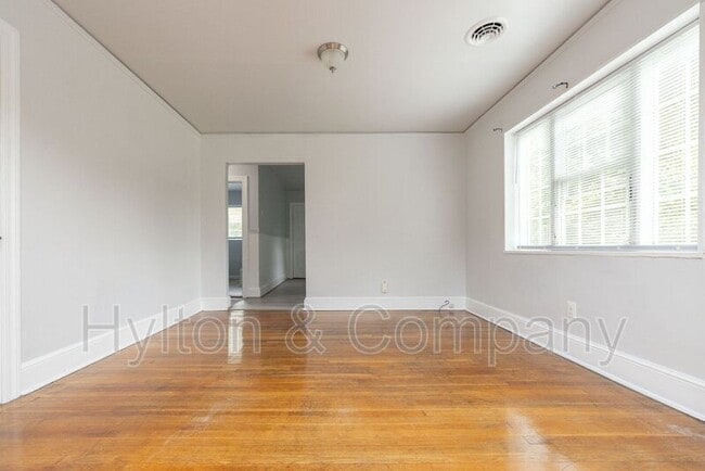 Building Photo - 105 Indiana Ln