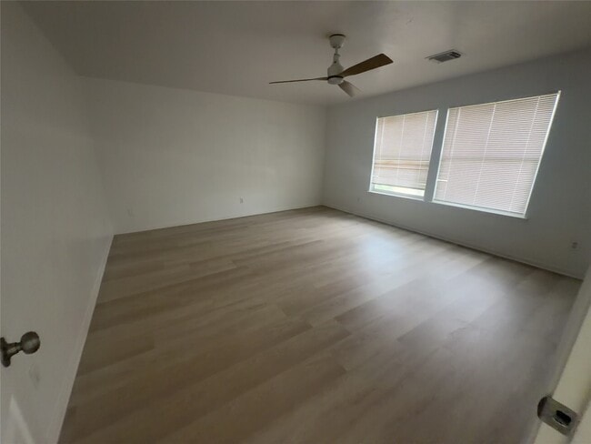 Building Photo - 17619 Trinity Meadow Ln