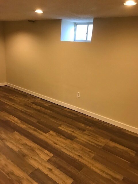 Building Photo - Beautiful 4 bedroom + Den Home in Minneapo...