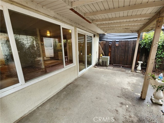 Building Photo - 1355 N San Diego Ave
