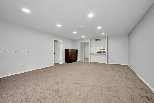 Building Photo - 8600 NW 34th Pl