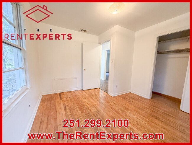 Building Photo - 55 Macks St