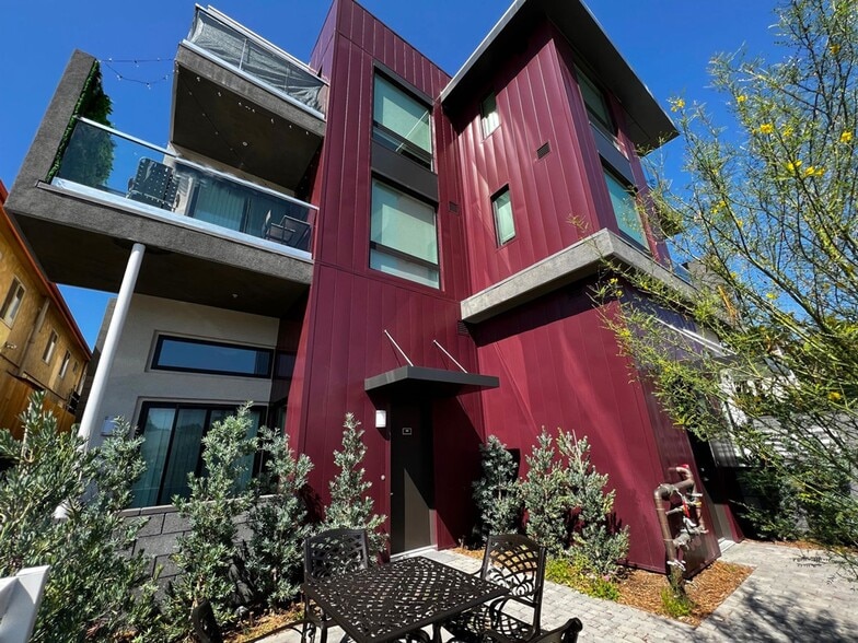 Interior Photo - 4130 Louisiana