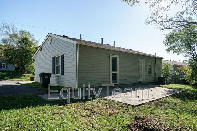 Building Photo - 9751 Marino Dr