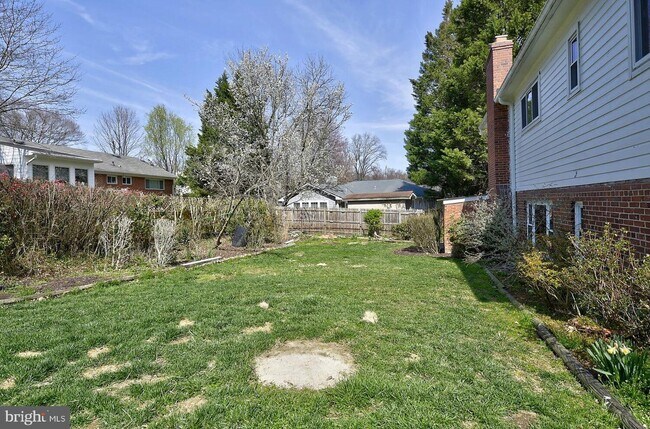 Building Photo - 4503 Gretna St