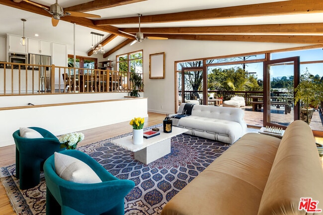 Building Photo - 2251 Sunset Heights Dr