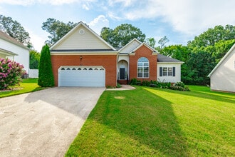 Building Photo - 7782 Prince Dr