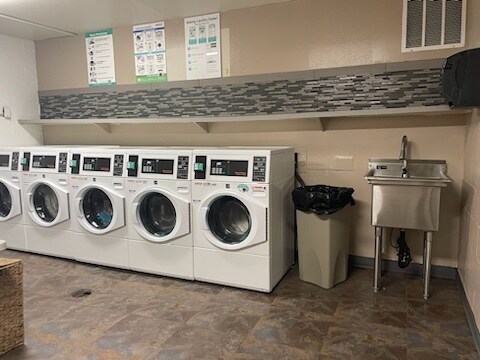 Building Photo - 6314 Friars Rd