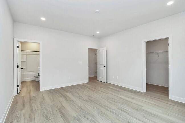 Building Photo - Brand New 4BD/2BA Ranch In Monroe!